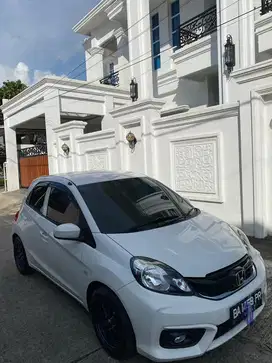 Di jual Santai Honda brio M/T Tahun 2016
