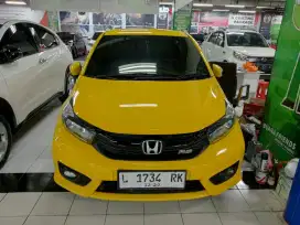 HONDA BRIO RS AT 2019 KUNING