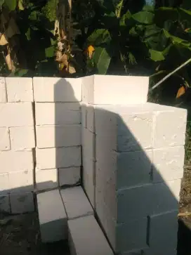 Batu kumbung bahan pondasi