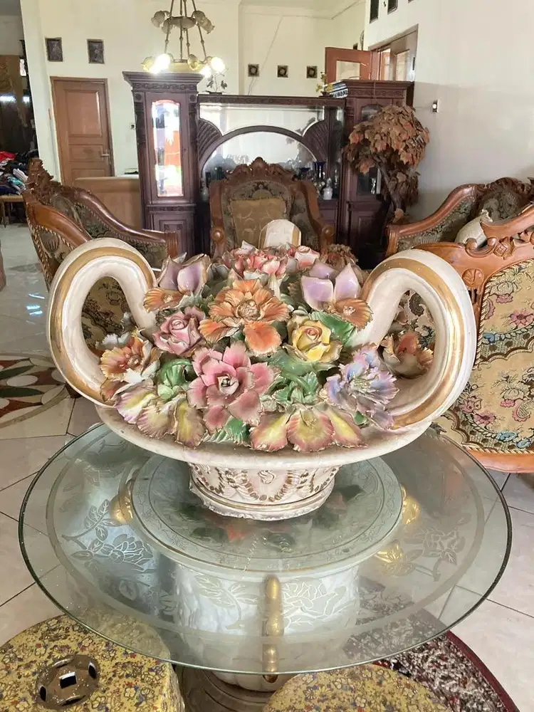 Hiasan bunga kaca