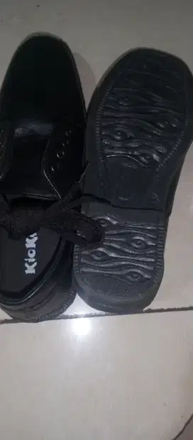 Jual sepatu pria kondisi Baru harga Murah