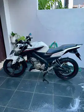 Dijual Vixion 2016 Tangan Pertama