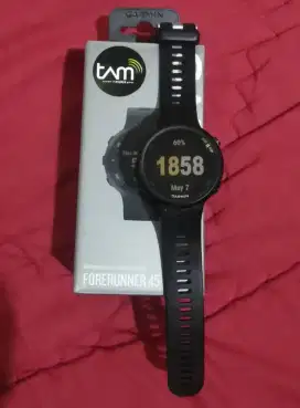 Jual Garmin Forerunner 45, dus lengkap charger Ori bawaan.