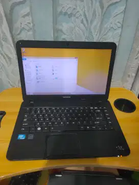 Laptop Toshiba Satelite C800 Ram 4GB Normalan Siap Pakai