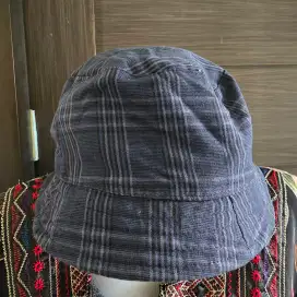 topi kain kupluk bolak balik pl