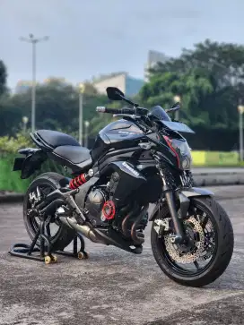 Kawasaki 650 ER6/ER6N Black