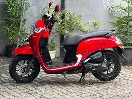 Honda scoopy 2017 ab on