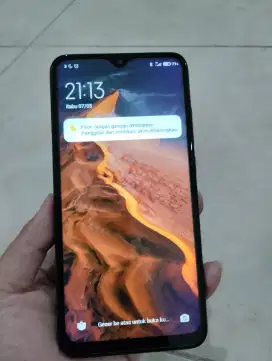 Dijual cepat! Xiaomi Redmi 8 4/64