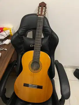 gitar yamaha C330A