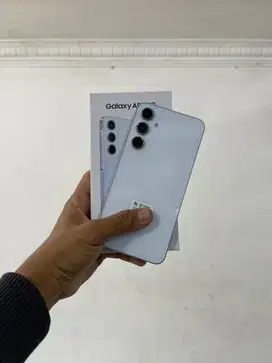 Samsung A55 5G 8/256GB + Adapter