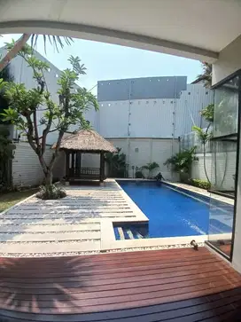 Dijual Cepat Rumah Mewah Private Pool Dalam Cluster Di Cipete