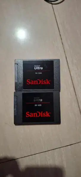 JUAL SSD SANDISK ULTRA 250 GB BARU GA ADA KARDUS ( ANGGAP SECOND )
