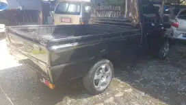 Toyota Kijang kapsul pick up