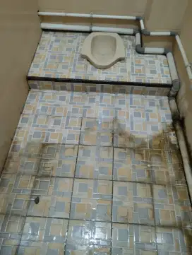 Jasa bersih kamar mandi