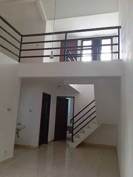 Dijual rumah nyaman 2 lantai dalam Cluster Antapani dekat ke Gasmin