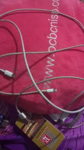 Kabel changer bekas ORI iPhone 12