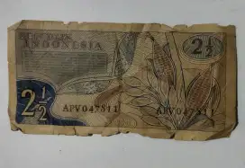 Dijual uang kertas kuno