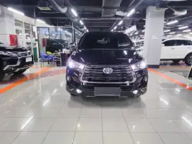 Toyota venturer 2.4 diesel 2021