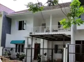 Rumah homey asri Cluster one gate Graha Bintaro Jaya