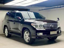 Toyota Land Cruiser VX200 CBU Bensin Rare Colour  2008