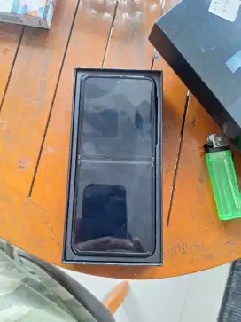 Jual Samsung Z Flip 3 minus LCD