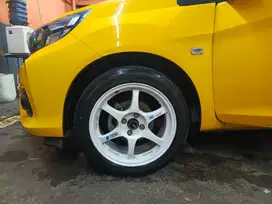 Velg SSR putih ring 16 model bintang