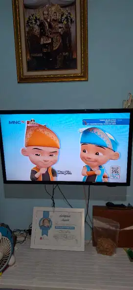 DIJUAL TV POLYTRON 32 INCH TYPE PLD32V1853