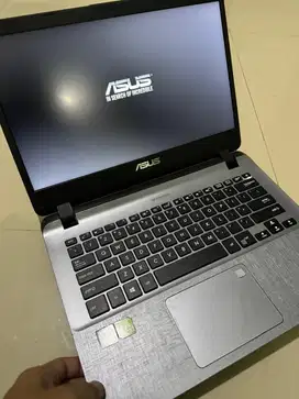 Asus A407 Core i5 gen 8 double VGA