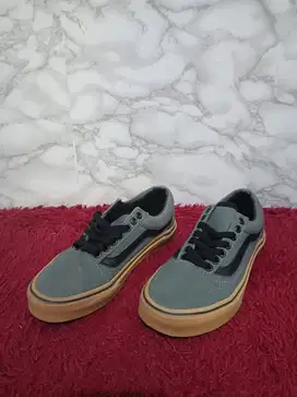 Sepatu Vans old skool velcro classic