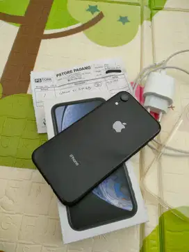 IPHONE XR 64 GB HITAM/BLACK