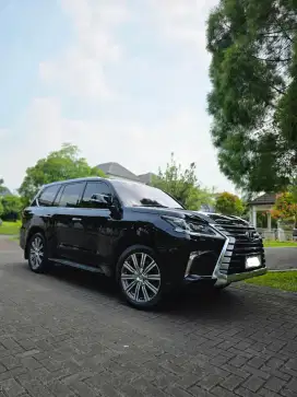 JUAL CEPAT CASH LEXUS LX570 2016 TERMURAH