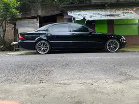 Mercedes-Benz E320 2001 Bensin