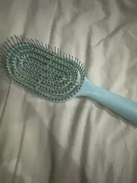 Sisir miniso masih bagus biru