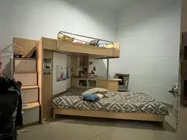 Preloved! Vixy Bunk Bed (Informa) — Hemat Ruang, Anak Senang!