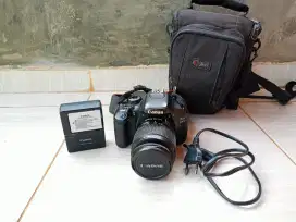 Kamera Foto dan Video
Canon EOS 600D + Lensa kit 18-55mm