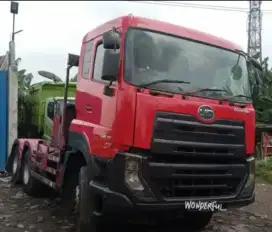 Nissan UD Quester GWE280 Traktor Head Trailer 6×4Fulors BioSolar Lohan
