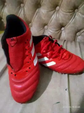 Sepatu bola size 42 adidas copa original 20.3 FG Red