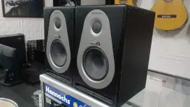Speaker flat recording samson A5 resolf lngkap.