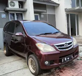 Daihatsu Xenia 2009 Bensin