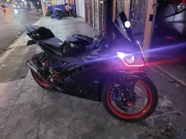 Yamaha R15 2015