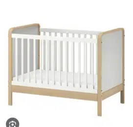 ranjang bayi kayu putih