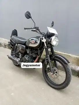 Kawasaki W175 SE tahun 2019 Mulus harga Terjangkau
