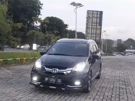 HONDA MOBILIO RS AUTOMETIC MOBIL  BAGUS DAN SANGAT TERAWAT