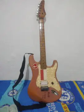 Gitar listrik Hohner profesional ST 57