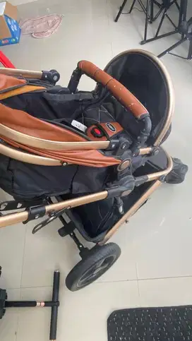 DIJUAL STROLLER KUAT MERK PLICO ELEGANTE