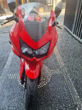 Kawasaki Ninja 250 R