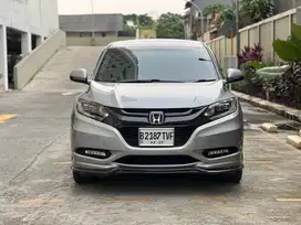 HONDA HRV PRESTIGE 1.8 AT 2017