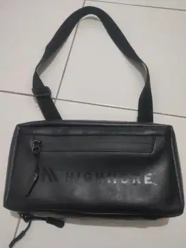 Tas Sling bag 2 in 1