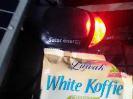 Lampu sepeda LED tenaga surya solar panel