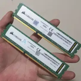 Corsair DDR3 8GB. 2 keping 4GB PC12800